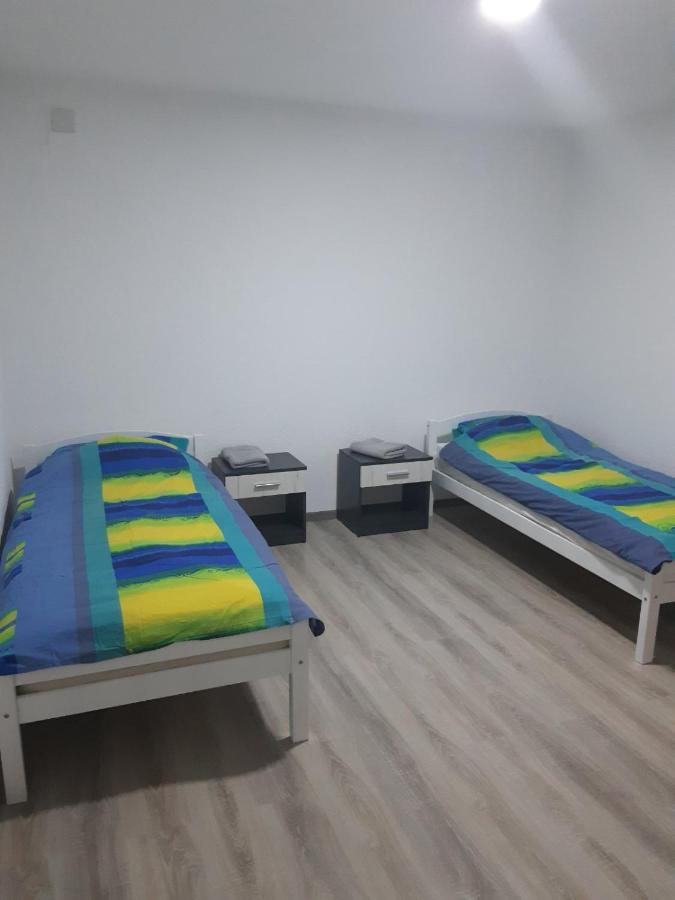 As Guesthouse Krzevici Bagian luar foto